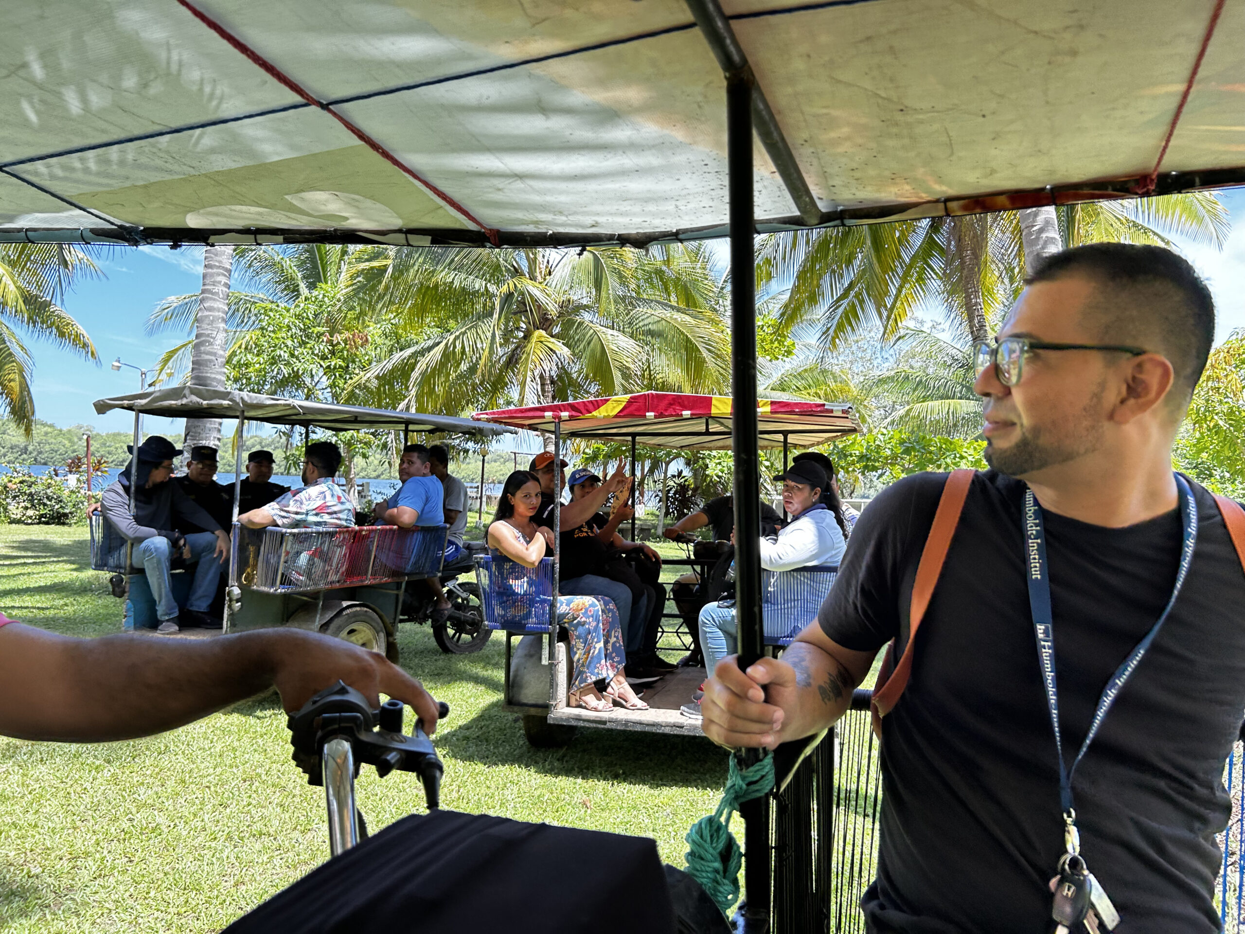 56208ADE-6B6F-48BB-A078-6AF3EB027CD6